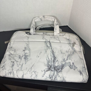 Marble Print Laptop Sleeve Case / Bag With Handles (13in)